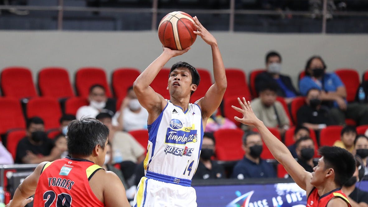 Coffee Prince Mark Barroca pays hometown team a visit